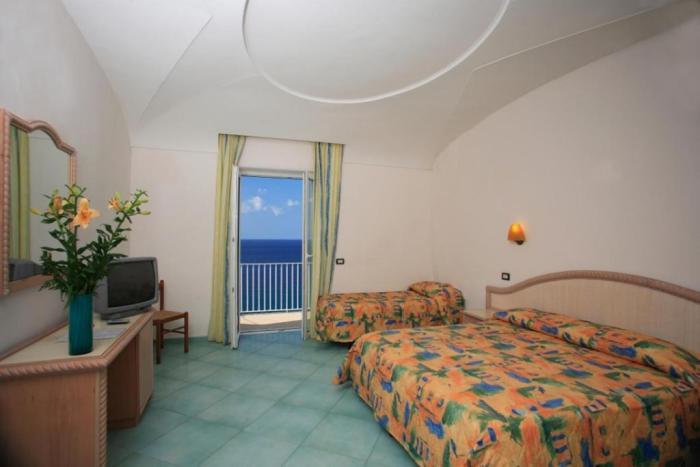 Albatros 4*