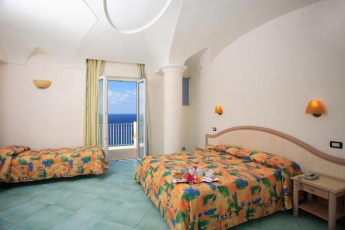 Albatros 4*