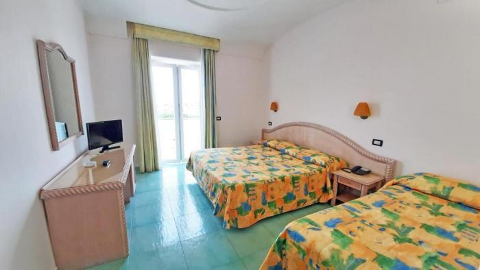 Albatros Hotel