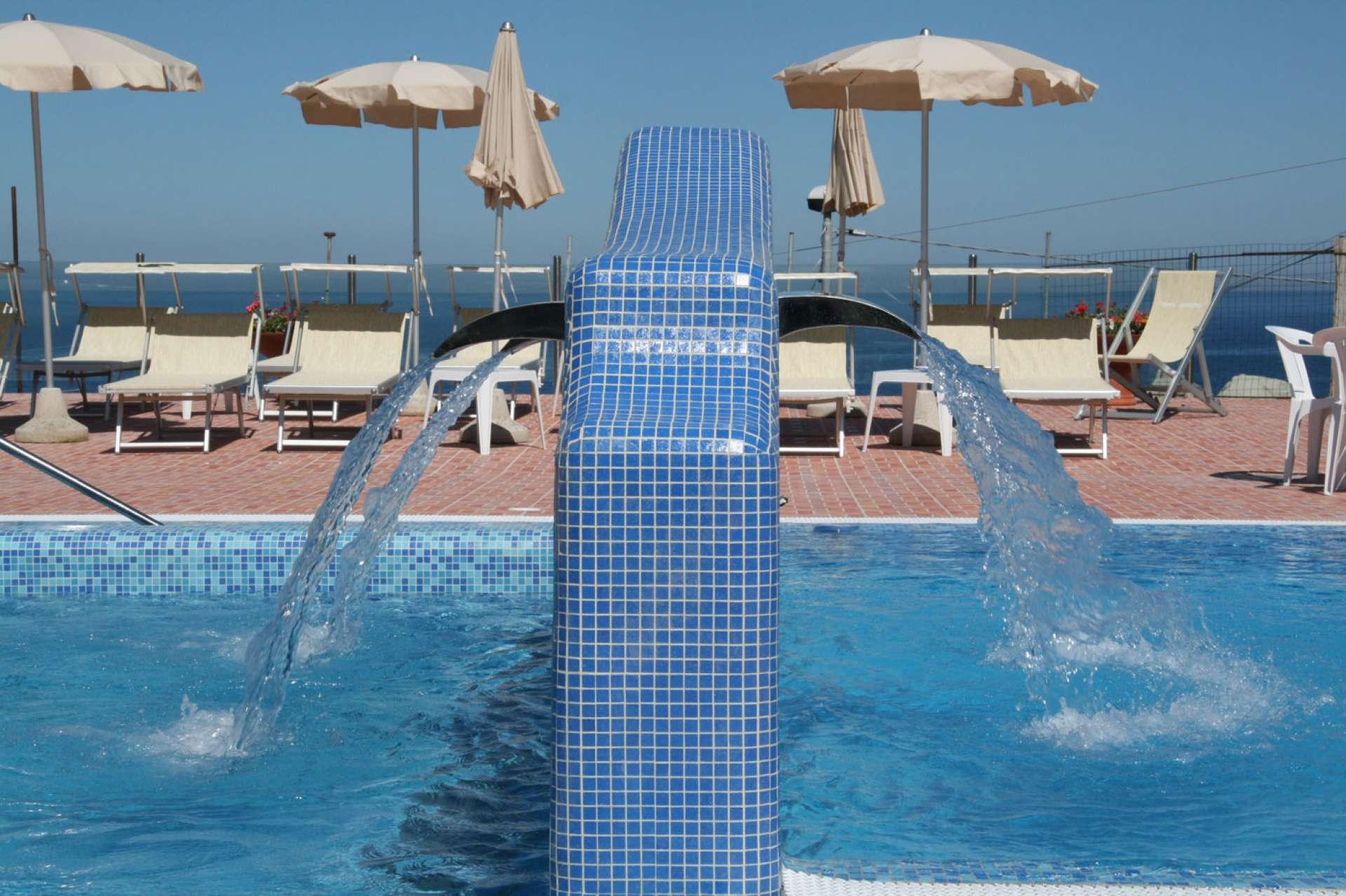 Albatros 4*